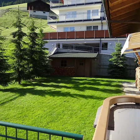 Apartament Erlzette Tux