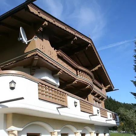 Erlzette Apartment
