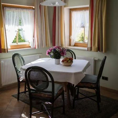 Apartament Erlzette Tux