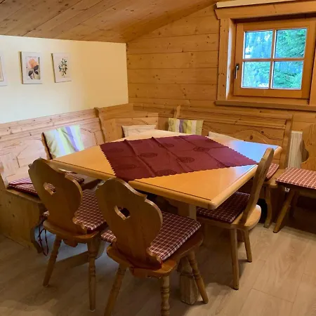 Apartament Erlzette *